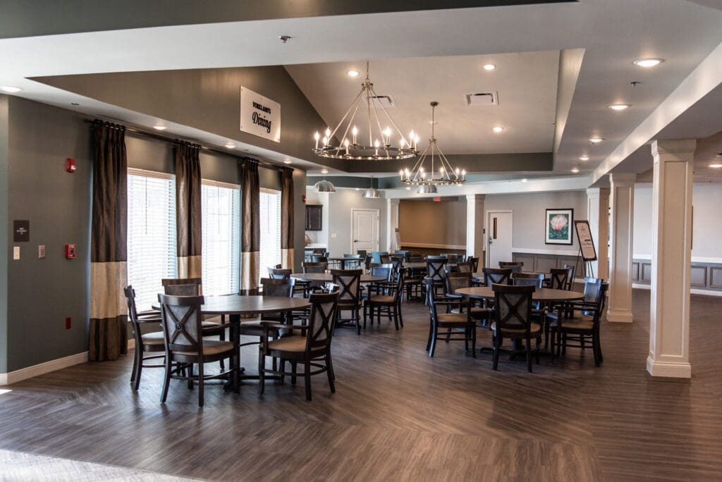 Charter Senior Living of Paducah dining room